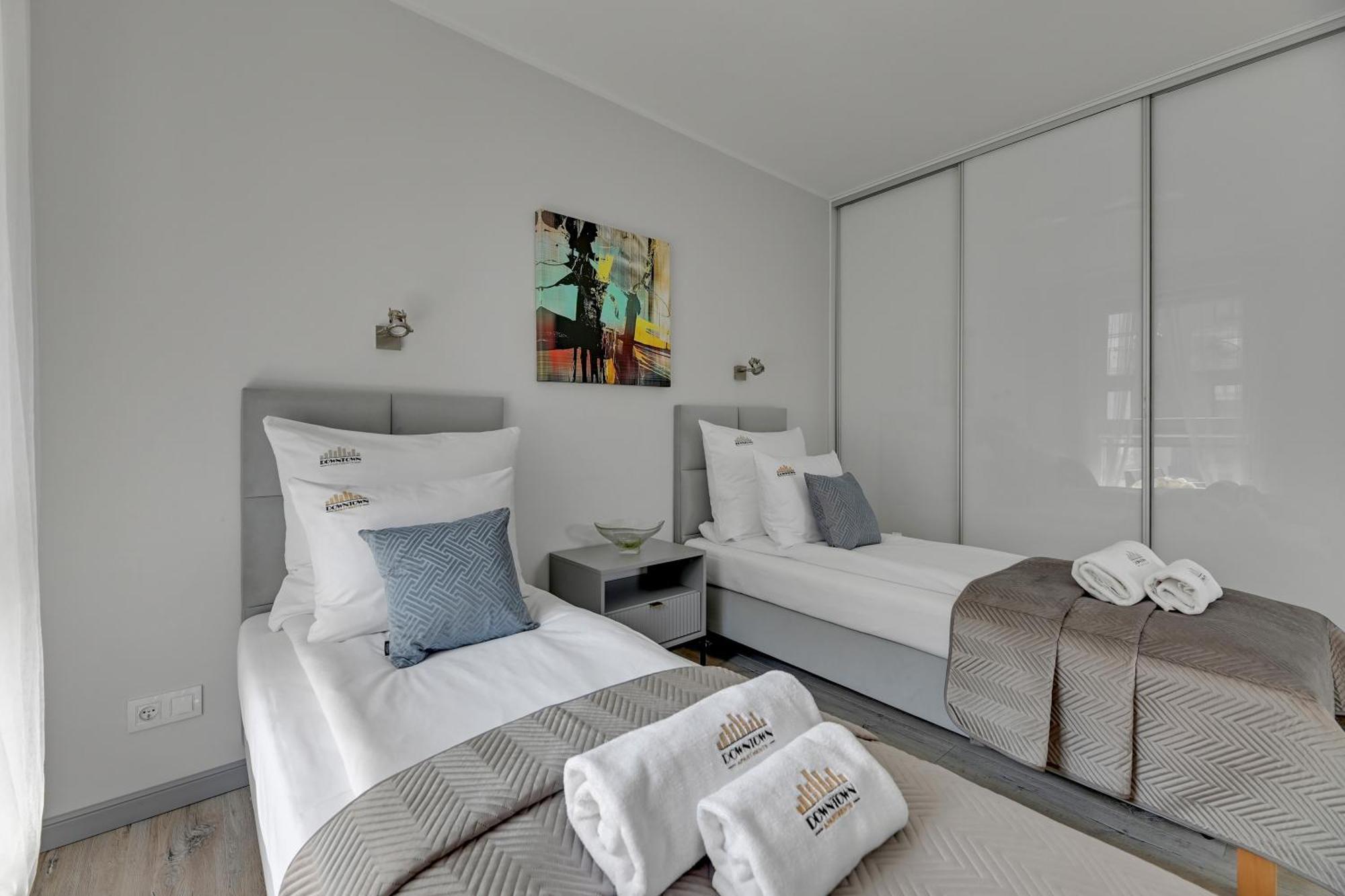 Bastion Walowa City Center & Parking By Downtown Apartments Gdańsk Buitenkant foto